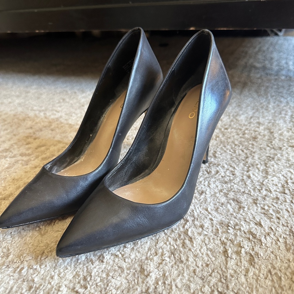 Aldo Classic Black Pointed Heels